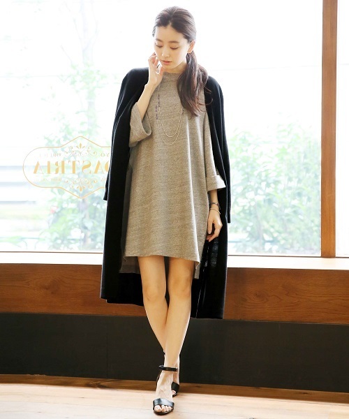 LEPSIM（レプシィム）の「アンクルベルトヒールサンダル　712287（サンダル・レディース・ブラック/キャメル/レッド/アイボリー・MEDIUM/SMALL/LARGE）」の17枚目の写真