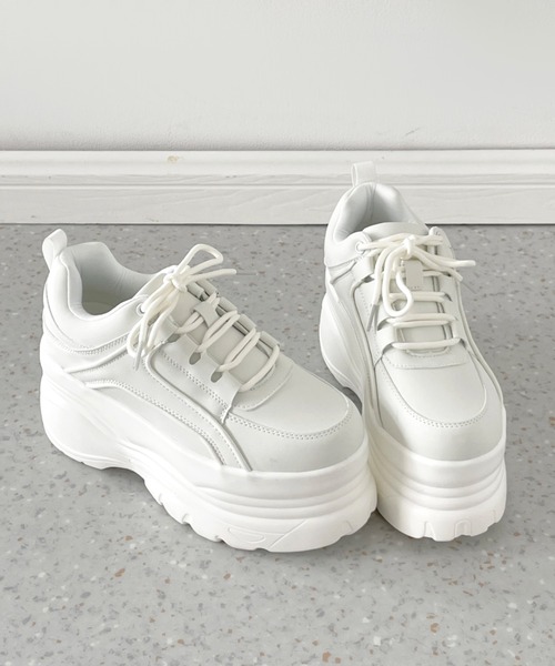 Shoes in Closet(シューズインクローゼット)の「+9.0㎝ 厚底 ボリュームソール スニーカー 2497(スニーカー・レディース・ブラック/ホワイト・M/L/LL/S)」の9枚目の写真