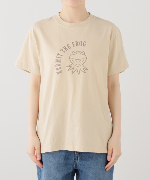 BALMYDAY'S（バルミーデイズ）の「BALMYDAYS/バルミーデイズ SLOBE別注 カーミットTシャツ BAL-26SS-CS48（Tシャツ/カットソー・レディース・ベージュ/ホワイト・FREE）」の2枚目の写真