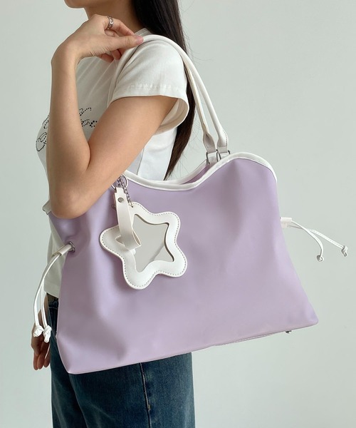 LA VORAGINE(ラ ヴォラジネ)の「クリアジェリートートバッグ 星チャーム付き 4 カラー 大容量 jelly bag(トートバッグ・レディース・PINK/グリーン/Purple/Yellow・FREE)」の14枚目の写真