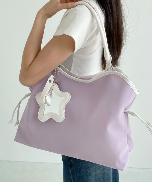 LA VORAGINE(ラ ヴォラジネ)の「クリアジェリートートバッグ 星チャーム付き 4 カラー 大容量 jelly bag(トートバッグ・レディース・PINK/グリーン/Purple/Yellow・FREE)」の15枚目の写真