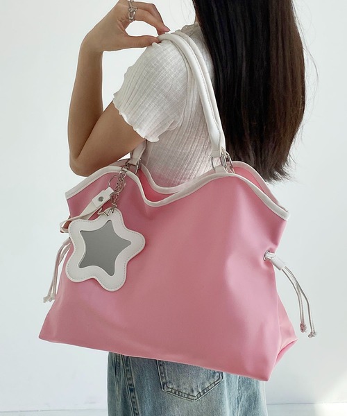 LA VORAGINE(ラ ヴォラジネ)の「クリアジェリートートバッグ 星チャーム付き 4 カラー 大容量 jelly bag(トートバッグ・レディース・PINK/グリーン/Purple/Yellow・FREE)」の22枚目の写真