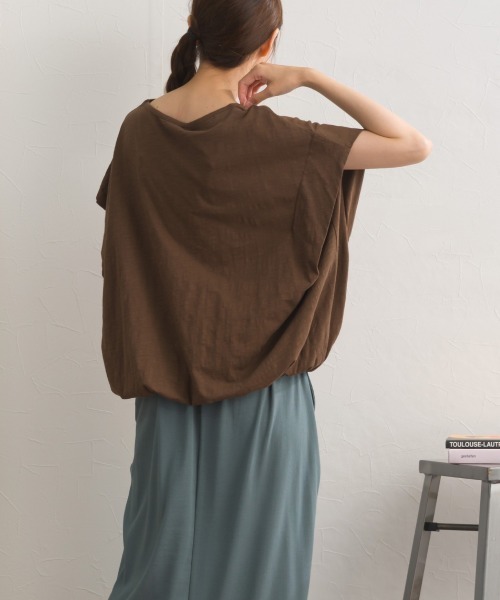 OMNES(オムネス)の「スラブ天竺 バルーンシルエット半袖Tシャツ UVカット付(Tシャツ/カットソー・レディース・ブラック/ブラウン/ホワイト/レッド・FREE)」の8枚目の写真