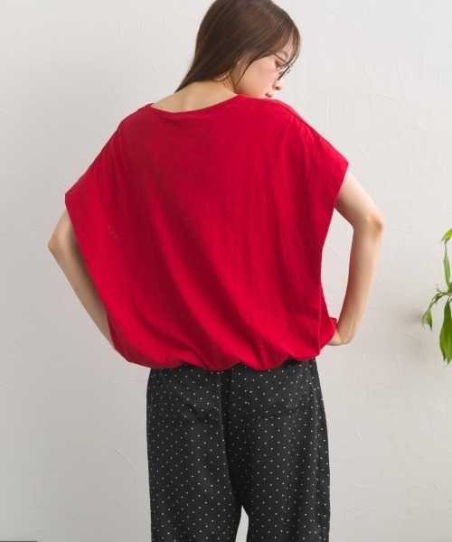 OMNES(オムネス)の「スラブ天竺 バルーンシルエット半袖Tシャツ UVカット付(Tシャツ/カットソー・レディース・ブラック/ブラウン/ホワイト/レッド・FREE)」の13枚目の写真