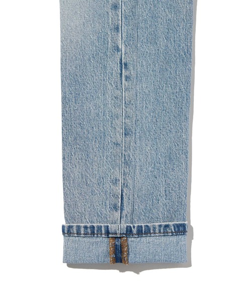 Levi's(リーバイス)の「Levi's/リーバイス 501(R) ORIGINAL ジーンズ FOR WOMEN ミディアムインディゴ(デニムパンツ・レディース・インディゴブルー・24inch/23inch/28inch/27inch/26inch/25inch)」の12枚目の写真