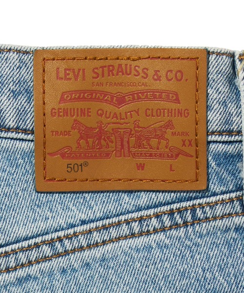 Levi's(リーバイス)の「Levi's/リーバイス 501(R) ORIGINAL ジーンズ FOR WOMEN ミディアムインディゴ(デニムパンツ・レディース・インディゴブルー・24inch/23inch/28inch/27inch/26inch/25inch)」の13枚目の写真