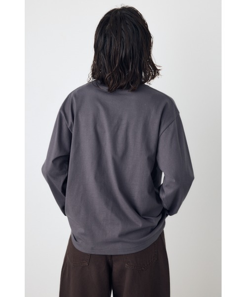 AZUL by moussy(アズールバイマウジー)の「【身長/骨格別着用画像あり】ロゴプリントロンT 長袖 秋服 インナーとして◎ Tシャツ ロゴT プリントT 春服(Tシャツ/カットソー・レディース・ライトブラック/オフホワイト/ブラウン・FREE)」の18枚目の写真