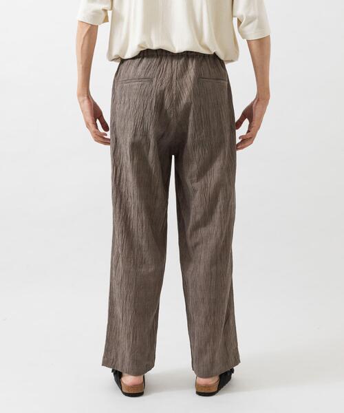 URBAN RESEARCH(アーバンリサーチ)の「CRINKLE WIDE EASY PANTS(その他パンツ・メンズ・モカ/ブラック・MEDIUM/LARGE)」の5枚目の写真