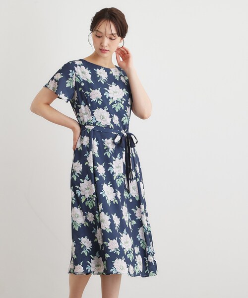 ★ みみさん様　ローラアシュレイ　ワンピース✨アイレット❤︎花柄❤︎✨リボン❤︎紺　L LAURA ASHLEY（ローラアシュレイ）の「【2WAYウエストリボン／洗える