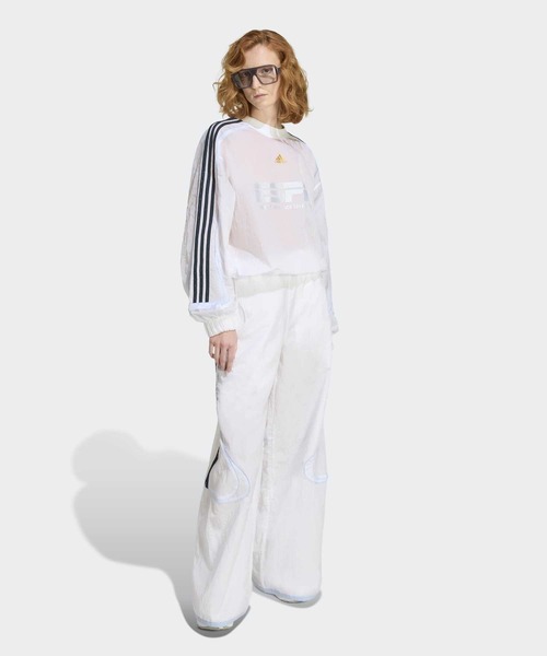 adidas(アディダス)の「チームガイスト 2.0 スウェットシャツ / アディダスオリジナルス adidas Originals(スウェット・レディース・ホワイト・X-SMALL/XX-LARGE/SMALL/MEDIUM/LARGE/X-LARGE)」の5枚目の写真