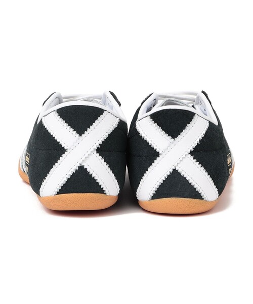adidas(アディダス)の「adidas: トーキョー W スニーカー(スニーカー・レディース・ブラック/レッド・30/50/45/40/35)」の5枚目の写真