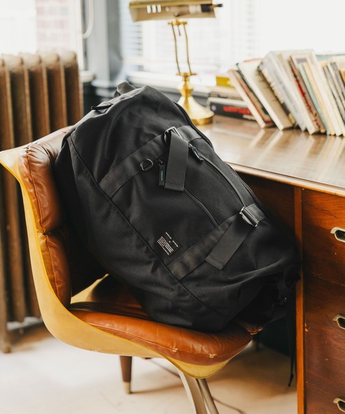 GLOBAL WORK(グローバルワーク)の「3WAY撥水ボストン40L/1063394(ボストンバッグ・キッズ・ブラック×グリーン/ブラック・ONE SIZE)」の2枚目の写真