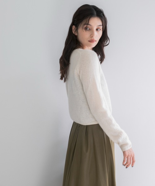 URBAN RESEARCH ROSSO WOMEN（アーバンリサーチ　ロッソ）の「ベビーアルパカコンパクトニット（ニット/セーター・レディース・オフホワイト/ピンク/ミント/ネイビー・FREE）」の6枚目の写真