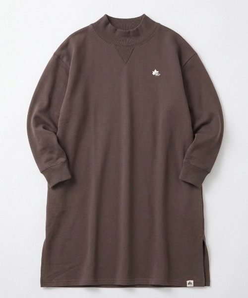 LOGOS(ロゴス)の「2026AW LOGOS/ロゴス ドロップショルダー スウェット ミニ裏毛 ワンポイントロゴ モックネックチュニック(チュニック・レディース・スミクロ/ブラウン/グレー・L/M/LL)」の1枚目の写真