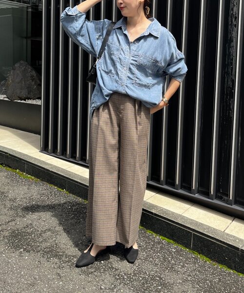Remind me and forever(リマインドミーアンドフォーエバー)の「【SETUP対応】美シルエット大人ラメチェックタックパンツ(スラックス・レディース・ブラウン/ベージュ・FREE)」の5枚目の写真