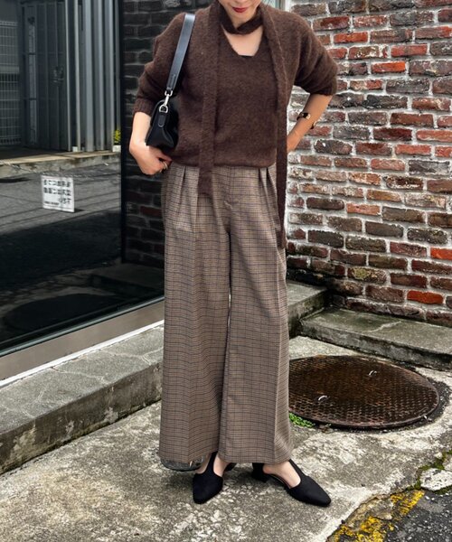 Remind me and forever(リマインドミーアンドフォーエバー)の「【SETUP対応】美シルエット大人ラメチェックタックパンツ(スラックス・レディース・ブラウン/ベージュ・FREE)」の7枚目の写真