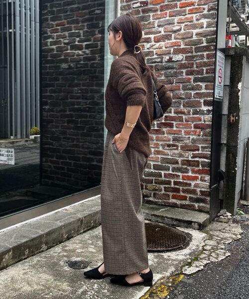 Remind me and forever(リマインドミーアンドフォーエバー)の「【SETUP対応】美シルエット大人ラメチェックタックパンツ(スラックス・レディース・ブラウン/ベージュ・FREE)」の10枚目の写真