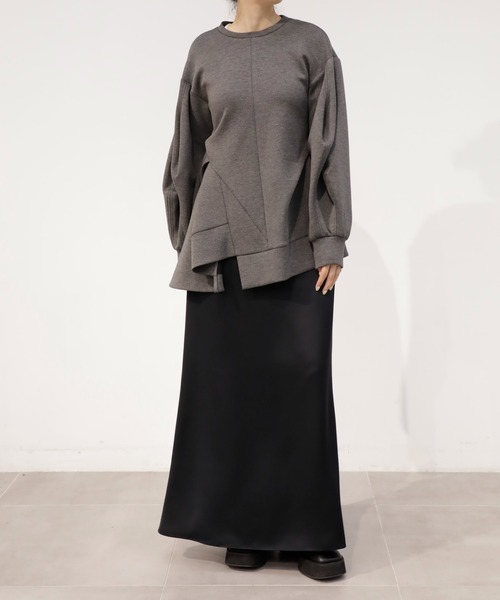 OMMO(オーエムエムオー)の「【OMMO(オーエムエムオー)】DOUBLE CURVE SLEEVE TOP/ダブルカーブスリーブトップス(Tシャツ/カットソー・レディース・ブラック/グレー・FREE)」の22枚目の写真