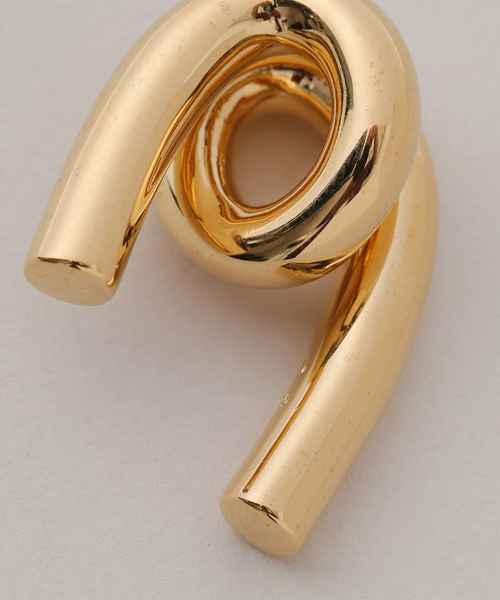 VERMEIL par iena(ヴェルメイユパーイエナ)の「JOSEPHINE STUDIO ジョセフィン・ストゥディオ Rose Pendant L Plated(チャーム・レディース・ゴールド・FREE)」の4枚目の写真