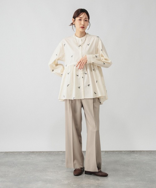 GLOBAL WORK(グローバルワーク)の「刺しゅうペプラムブラウス/1074245(シャツ/ブラウス・レディース・ベージュ/ライトブルー/ブルー・MEDIUM/LARGE)」の16枚目の写真