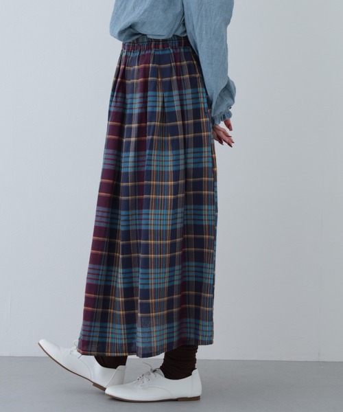 FUNALIVE（ファンアライブ）の「26AW マドラスチェックタック入りギャザースカート（スカート・レディース・ネイビー/グリーン・M-L）」の14枚目の写真