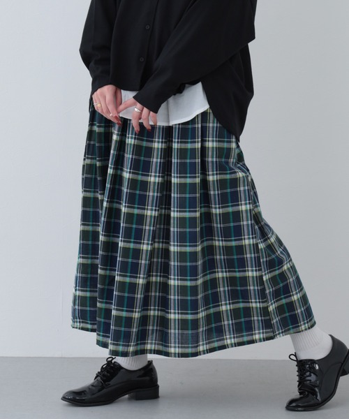FUNALIVE（ファンアライブ）の「26AW マドラスチェックタック入りギャザースカート（スカート・レディース・ネイビー/グリーン・M-L）」の3枚目の写真