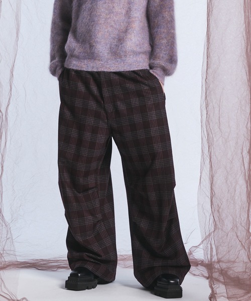 MAISON SPECIAL(メゾンスペシャル)の「《UNISEX》【Italian Dead Stock Fabric】プライムワイドリラックススノーパンツ/Prime-Wide Relaxed Snow Pants【MAISON SPECIAL/メゾンスペシャル】(その他パンツ・メンズ・グレイッシュベージュ/ホワイト/ブラック/アイボリー/ネイビー/レッド/パープル/グリーン/バーガンディー・0/1/2)」の9枚目の写真