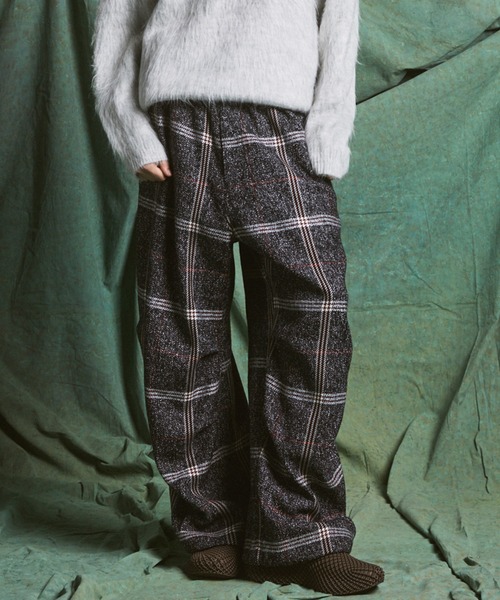 MAISON SPECIAL(メゾンスペシャル)の「《UNISEX》【Italian Dead Stock Fabric】プライムワイドリラックススノーパンツ/Prime-Wide Relaxed Snow Pants【MAISON SPECIAL/メゾンスペシャル】(その他パンツ・メンズ・グレイッシュベージュ/ホワイト/ブラック/アイボリー/ネイビー/レッド/パープル/グリーン/バーガンディー・0/1/2)」の1枚目の写真