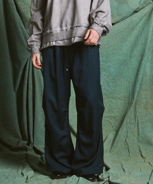 MAISON SPECIAL(メゾンスペシャル)の「《UNISEX》【Italian Dead Stock Fabric】プライムワイドリラックススノーパンツ/Prime-Wide Relaxed Snow Pants【MAISON SPECIAL/メゾンスペシャル】(その他パンツ・メンズ・グレイッシュベージュ/ホワイト/ブラック/アイボリー/ネイビー/レッド/パープル/グリーン/バーガンディー・0/1/2)」の5枚目の写真