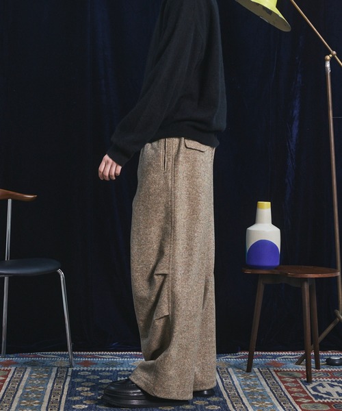 MAISON SPECIAL(メゾンスペシャル)の「《UNISEX》【Italian Dead Stock Fabric】プライムワイドリラックススノーパンツ/Prime-Wide Relaxed Snow Pants【MAISON SPECIAL/メゾンスペシャル】(その他パンツ・メンズ・グレイッシュベージュ/ホワイト/ブラック/アイボリー/ネイビー/レッド/パープル/グリーン/バーガンディー・0/1/2)」の10枚目の写真