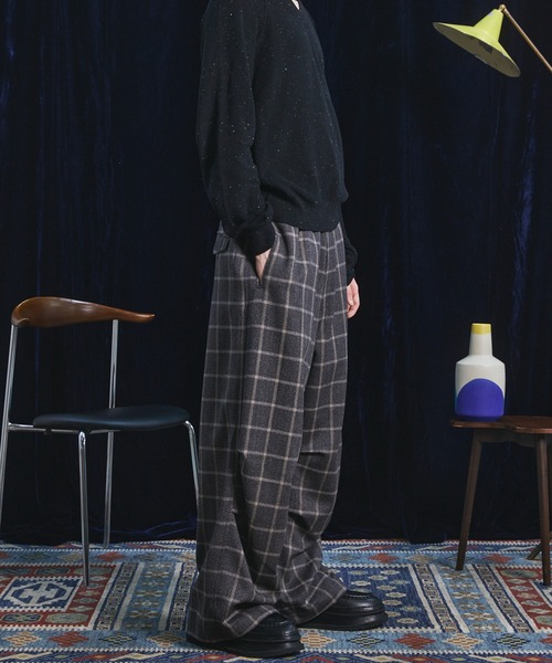 MAISON SPECIAL(メゾンスペシャル)の「《UNISEX》【Italian Dead Stock Fabric】プライムワイドリラックススノーパンツ/Prime-Wide Relaxed Snow Pants【MAISON SPECIAL/メゾンスペシャル】(その他パンツ・メンズ・グレイッシュベージュ/ホワイト/ブラック/アイボリー/ネイビー/レッド/パープル/グリーン/バーガンディー・0/1/2)」の13枚目の写真