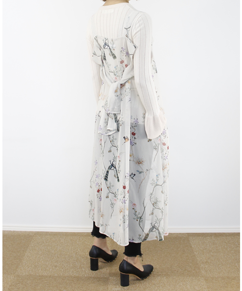 Last Vargin♡オフショルOP CRY.（クライ）の「Brick Lane / Bell C 総柄オフショルシフォン