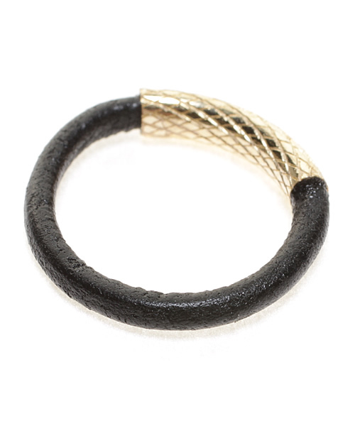 ROSE BUD（ローズバッド）の「(BY BOE)レザーリング（リング・レディース・ホワイト/ブラック/シルバー/ブロンズ/ターコイズブルー/ワイン/オレンジ/ライラック/レッド/グリーン/ブルー系その他/シルバー系その他・6/7/SMALL/5）」の11枚目の写真