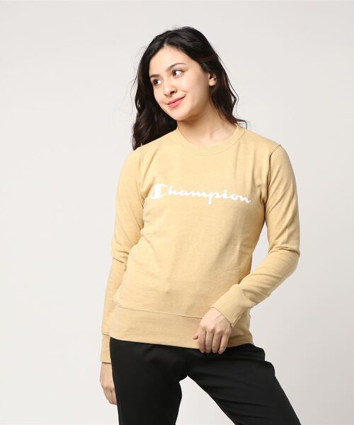 Champion（チャンピオン）の「【Champion/チャンピオン】レディース クルーネックスウェットシャツ（スウェット・レディース・ネイビー/ホワイト/ブラック/グレー/レッド系その他7/キャメル/オートミール/ブルー系その他5/イエロー系その他7/グリーン系その他2/バーガンディー・LARGE/MEDIUM）」の9枚目の写真