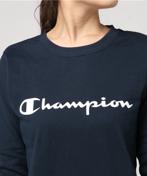 Champion（チャンピオン）の「【Champion/チャンピオン】レディース クルーネックスウェットシャツ（スウェット・レディース・ネイビー/ホワイト/ブラック/グレー/レッド系その他7/キャメル/オートミール/ブルー系その他5/イエロー系その他7/グリーン系その他2/バーガンディー・LARGE/MEDIUM）」の12枚目の写真
