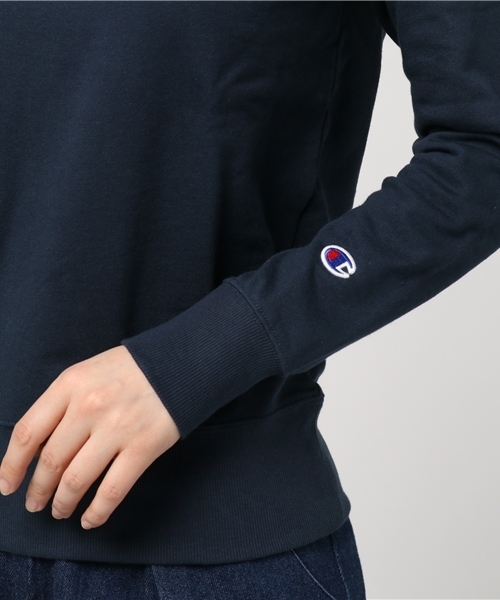 Champion（チャンピオン）の「【Champion/チャンピオン】レディース クルーネックスウェットシャツ（スウェット・レディース・ネイビー/ホワイト/ブラック/グレー/レッド系その他7/キャメル/オートミール/ブルー系その他5/イエロー系その他7/グリーン系その他2/バーガンディー・LARGE/MEDIUM）」の13枚目の写真
