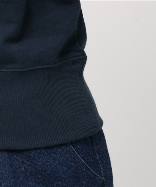 Champion（チャンピオン）の「【Champion/チャンピオン】レディース クルーネックスウェットシャツ（スウェット・レディース・ネイビー/ホワイト/ブラック/グレー/レッド系その他7/キャメル/オートミール/ブルー系その他5/イエロー系その他7/グリーン系その他2/バーガンディー・LARGE/MEDIUM）」の14枚目の写真