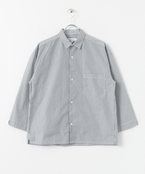 URBAN RESEARCH(アーバンリサーチ)の「UR ワイドボックスストライプシャツ(シャツ/ブラウス・メンズ・グレー系その他/ブルー系その他/ネイビー・MEDIUM/LARGE)」の12枚目の写真