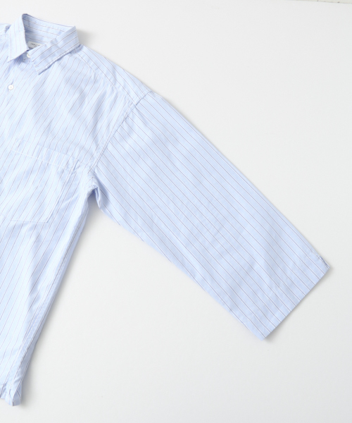 URBAN RESEARCH(アーバンリサーチ)の「UR ワイドボックスストライプシャツ(シャツ/ブラウス・メンズ・グレー系その他/ブルー系その他/ネイビー・MEDIUM/LARGE)」の15枚目の写真