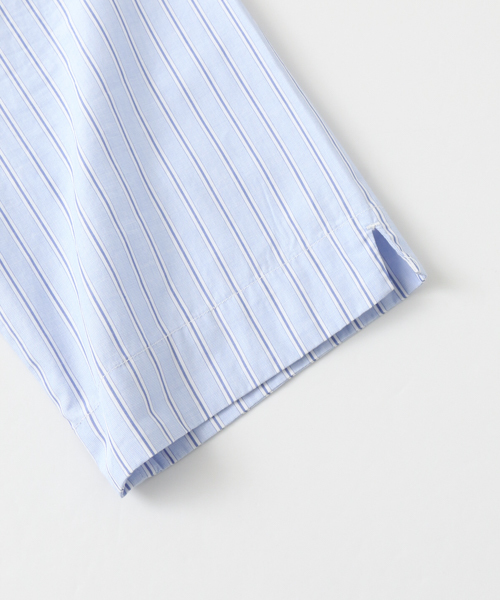 URBAN RESEARCH(アーバンリサーチ)の「UR ワイドボックスストライプシャツ(シャツ/ブラウス・メンズ・グレー系その他/ブルー系その他/ネイビー・MEDIUM/LARGE)」の4枚目の写真