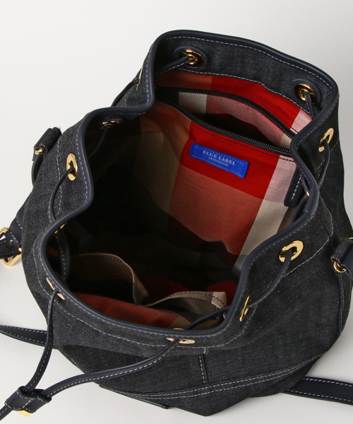 BLUE LABEL CRESTBRIDGE（ブルーレーベルクレストブリッジ）の「デニム