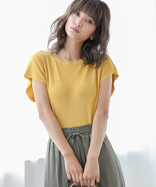 fifth(フィフス)の「クルーネックカットオフニット(ニット/セーター・レディース・テラコッタ/ホワイト/グレー/ブラック/ベージュ/イエロー・MEDIUM)」の6枚目の写真