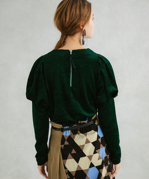 UNITED TOKYO(ユナイテッドトウキョウ)の「ラッセルベロアカットソー(Tシャツ/カットソー・レディース・ブラック/グリーン/レッド・1)」の20枚目の写真