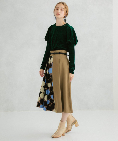 UNITED TOKYO(ユナイテッドトウキョウ)の「ラッセルベロアカットソー(Tシャツ/カットソー・レディース・ブラック/グリーン/レッド・1)」の15枚目の写真