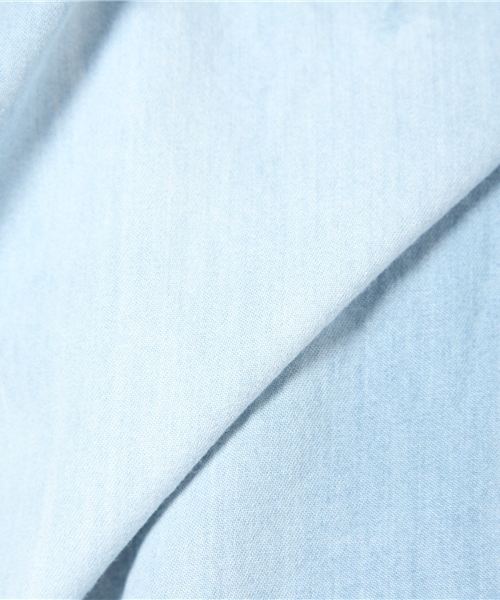 Chico（チコ）の「ルーズデニムシャツ（シャツ/ブラウス・レディース・ブルー/ネイビー/ケミカルウォッシュ/ブラック・FREE）」の9枚目の写真