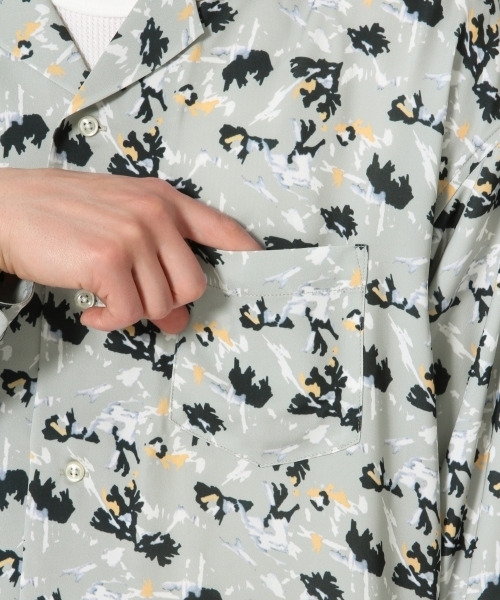 RAGEBLUE（レイジブルー）の「柄オープンカラーシャツ/788574（シャツ/ブラウス・メンズ・ネイビー/ホワイト/ベージュ・LARGE/MEDIUM/SMALL）」の13枚目の写真