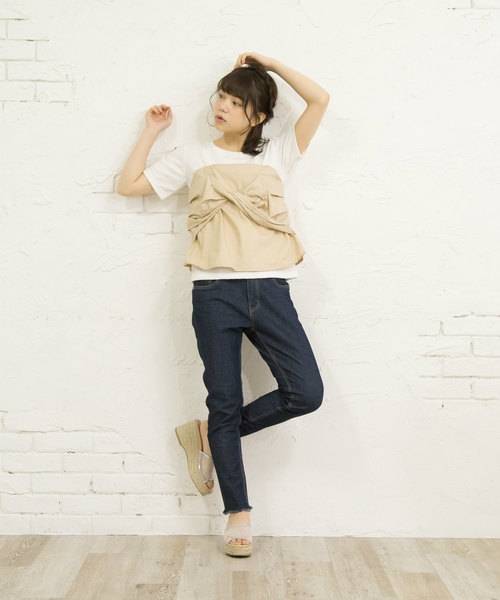 OLIVE des OLIVE（オリーブデオリーブ）の「[ZOZO限定!] ビスチェドッキングTシャツ（Tシャツ/カットソー・レディース・ブラック/ベージュ/ネイビー・FREE）」の12枚目の写真