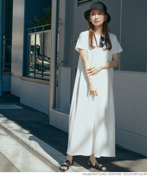 ＼＼新色登場／／エンボス加工半袖マキシワンピース