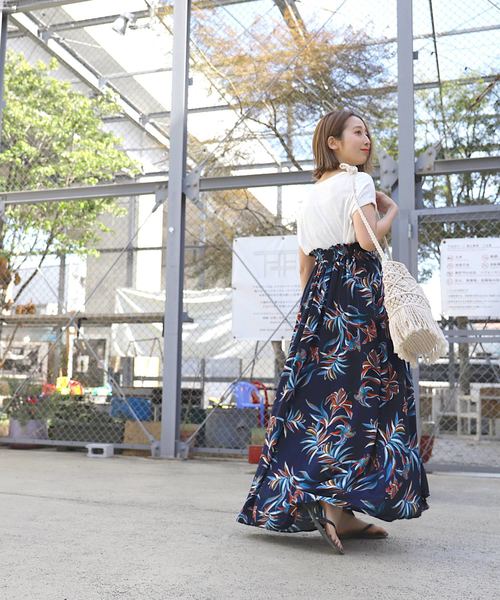 coca（coca）（コカ）の「【使用禁止】長さ選べるボタニカル柄フレアロングスカート（LONG）（スカート・レディース・ネイビー・ONE SIZE）」の7枚目の写真