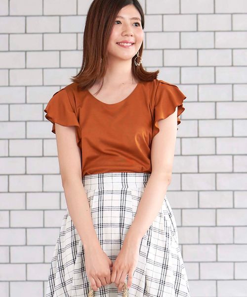 le.coeur blanc（ルクールブラン）の「ペタルスリーブカットソー（Tシャツ/カットソー・レディース・ブラック/パープル/オフホワイト/カーキオリーブ/キャメル・38）」の9枚目の写真